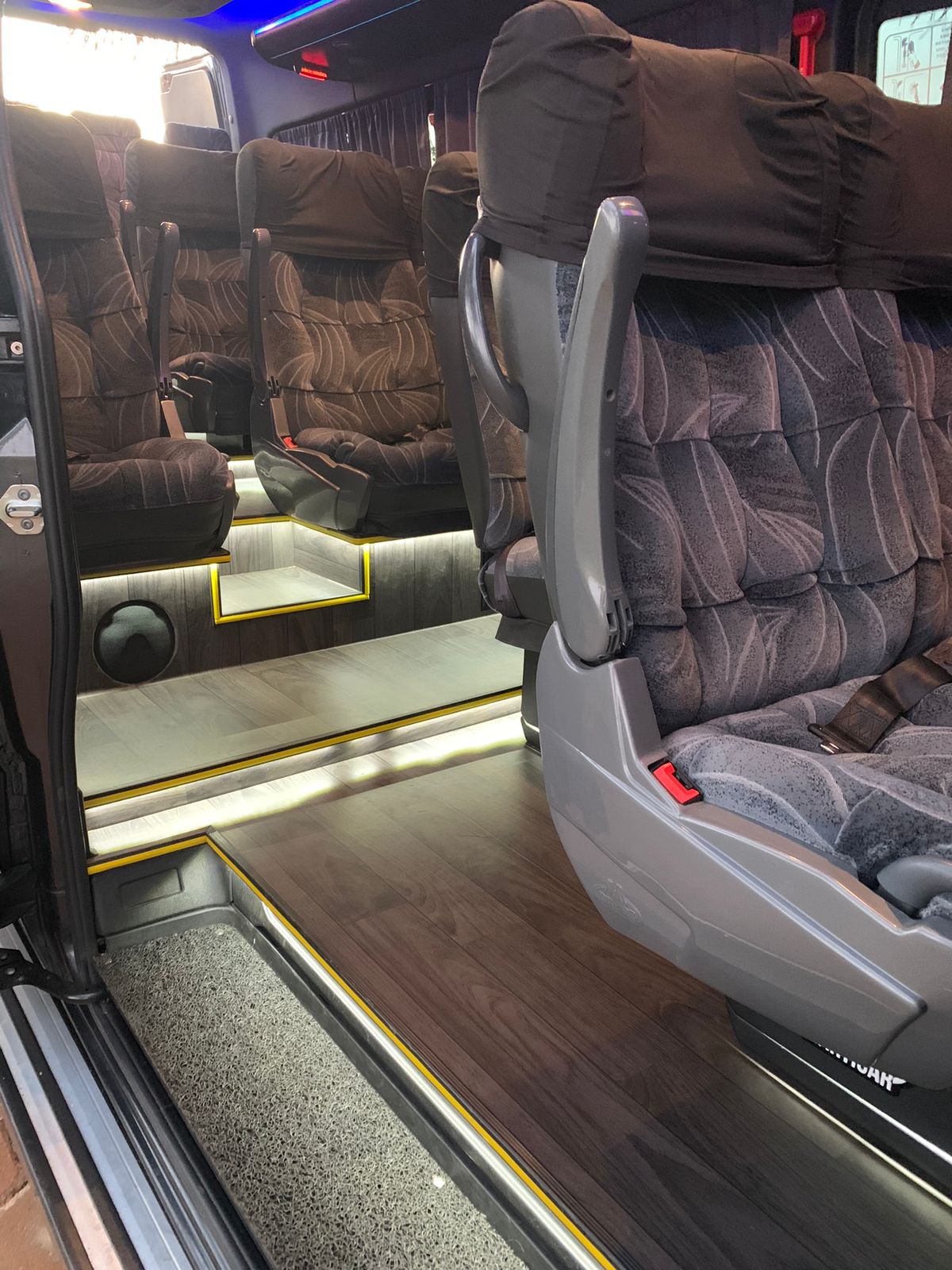 Completa Turismo - Serviços